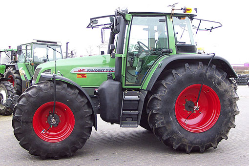 Juiste bandenspanning tractorbanden aanpassen met ingebouwd bandenspanning wisselsysteem